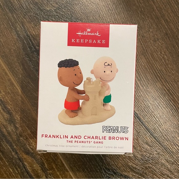 Hallmark Keepsake Ornament - PEANUTS Franklin and Charlie Brown - Picture 1 of 4
